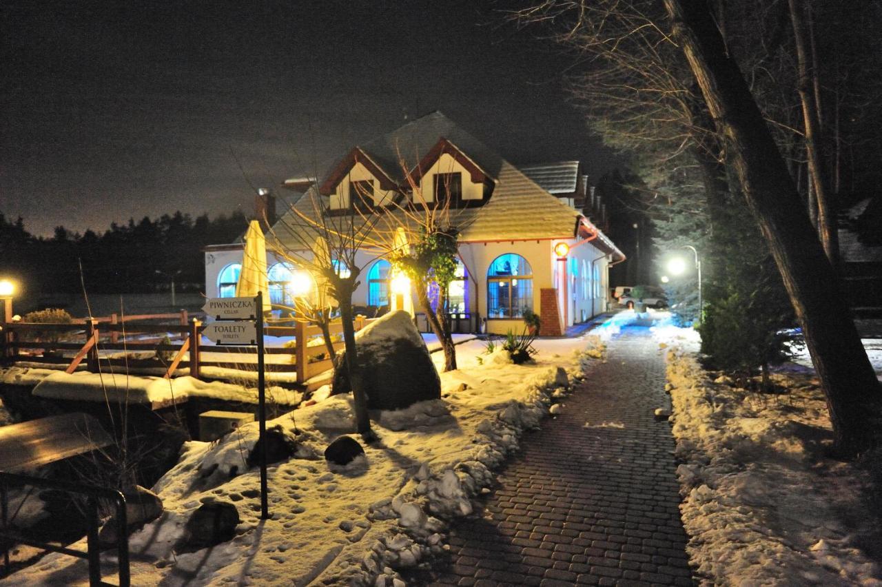 Malutkie Resort Радомско Екстер'єр фото