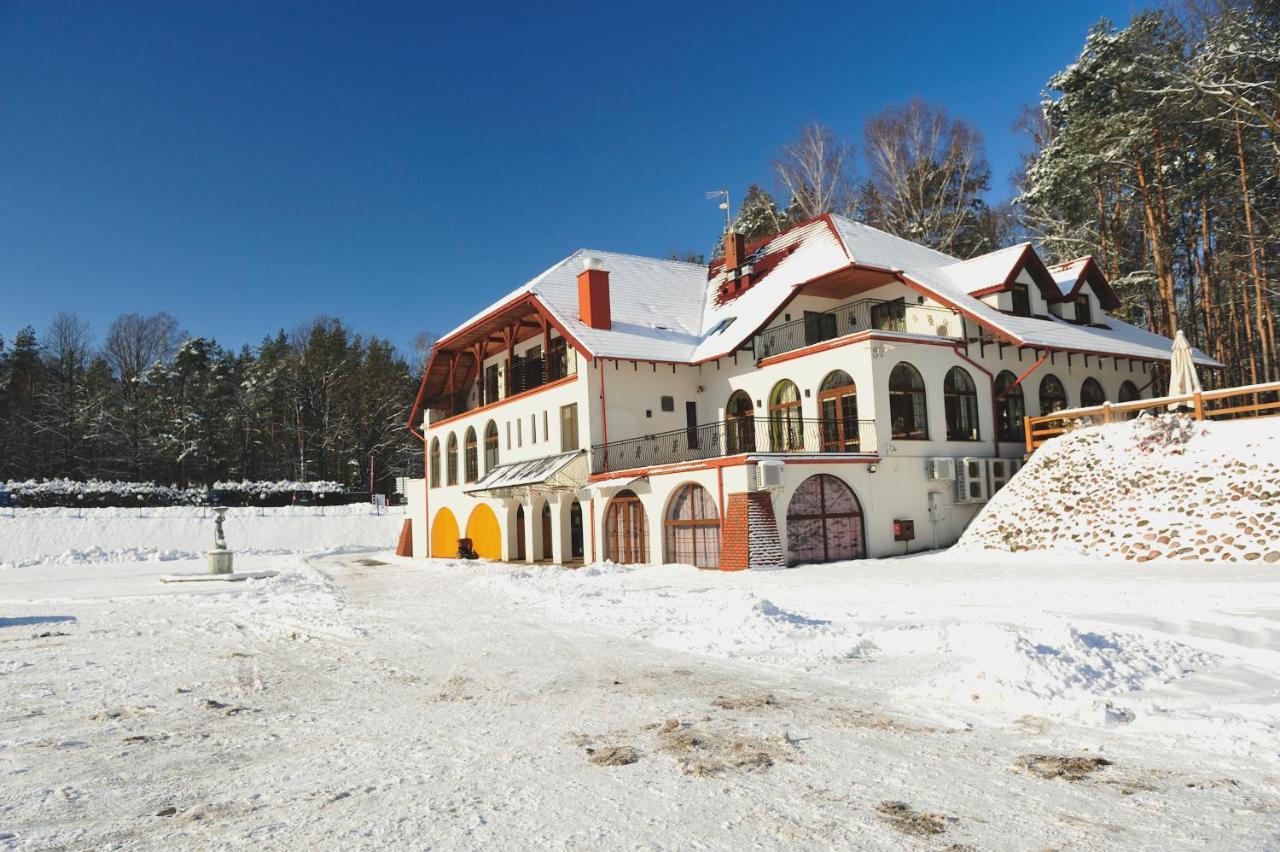 Malutkie Resort Радомско Екстер'єр фото