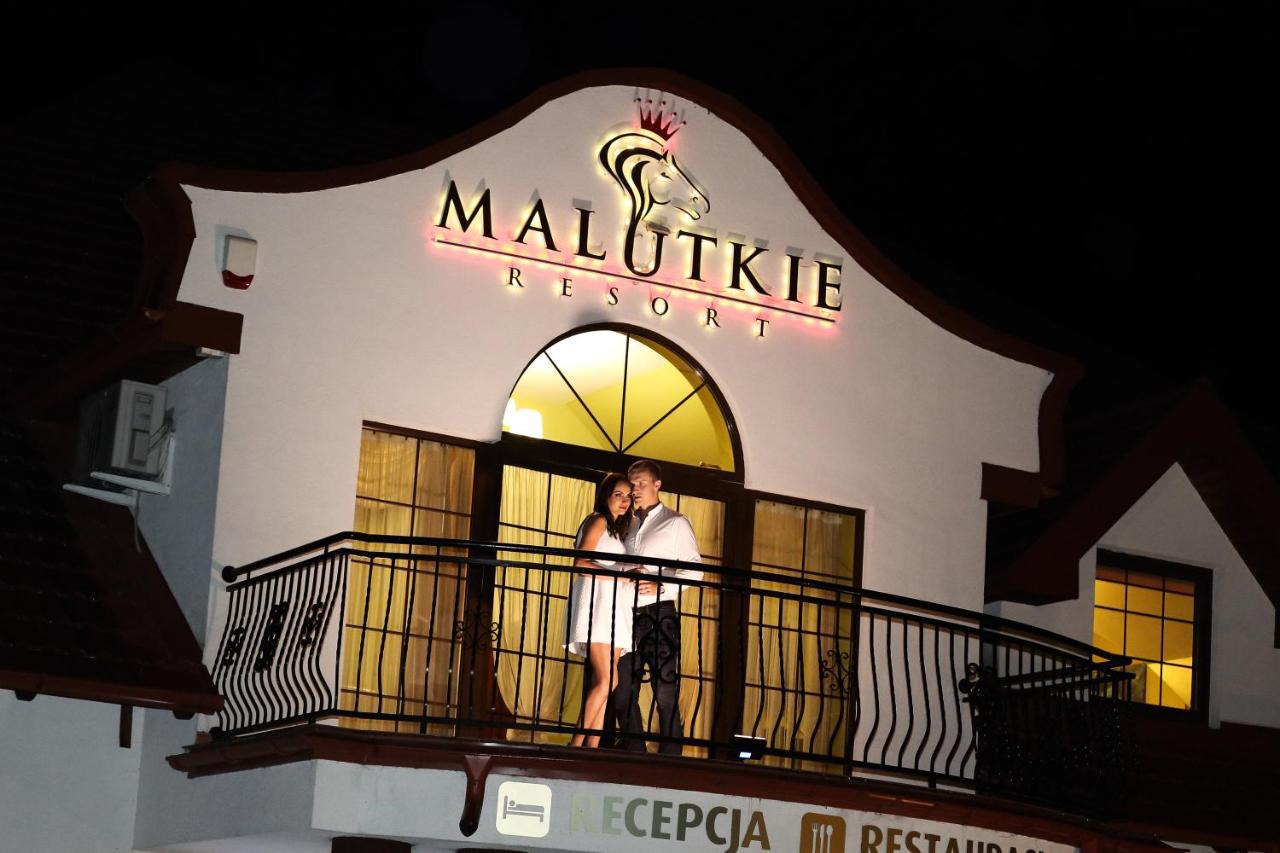 Malutkie Resort Радомско Екстер'єр фото